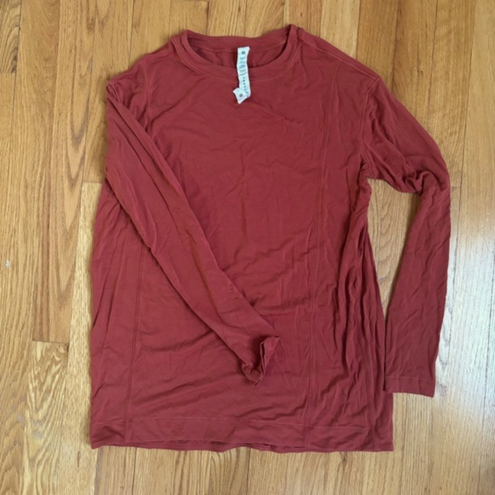 Lululemon burnt orange long sleeve top, size 2